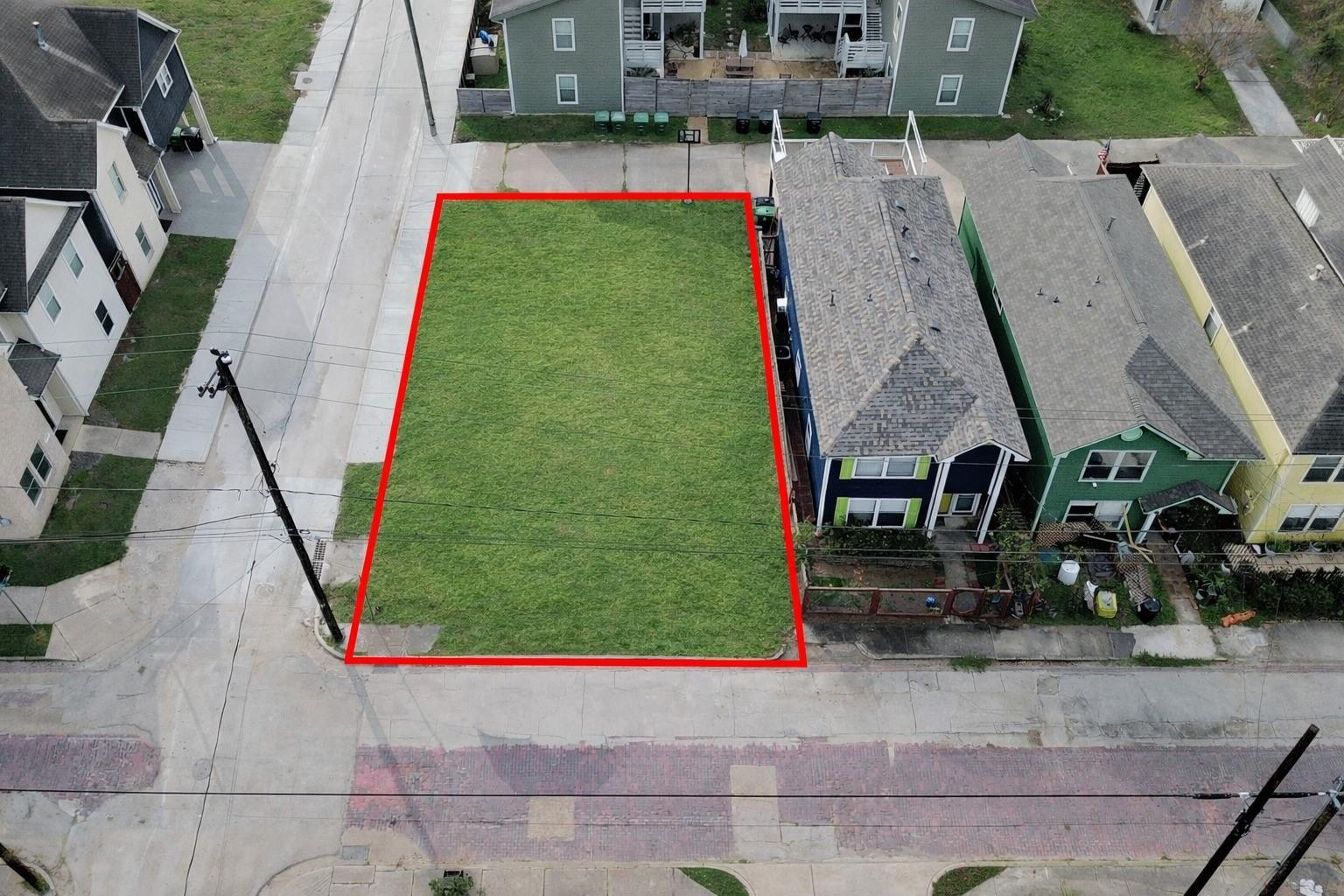 1301 & 1303, 0 Andrews,Mathews Street