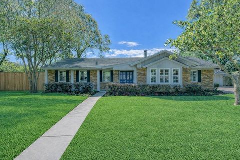 7819 Fairdale Lane Houston TX 77063