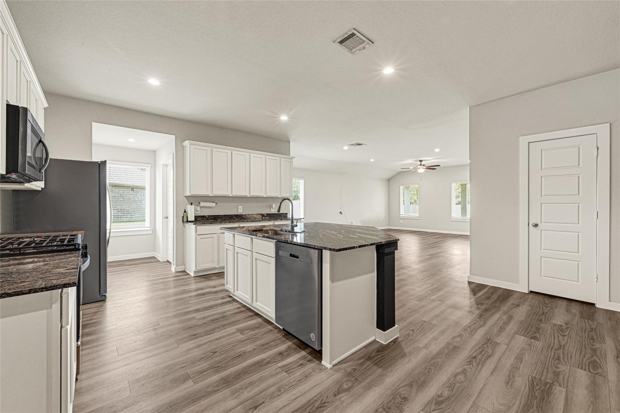 230 Alder Loop