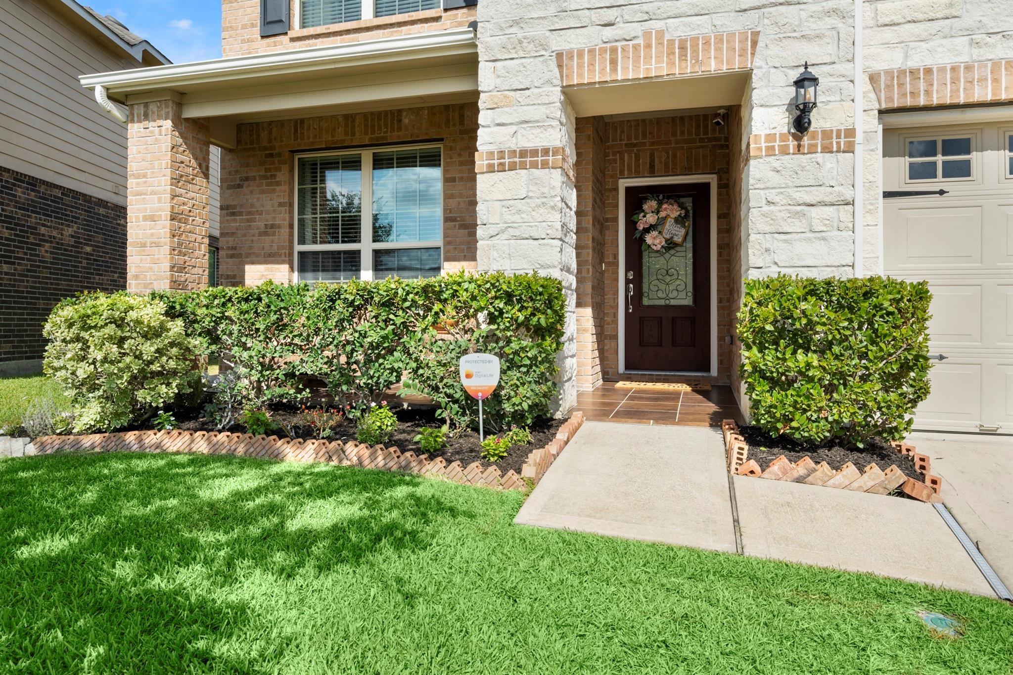 15723 Huddleston Drive