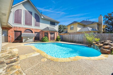 Photo of 3010 Ashton Park Drive, Pearland, TX 77584 (MLS # 69564597)