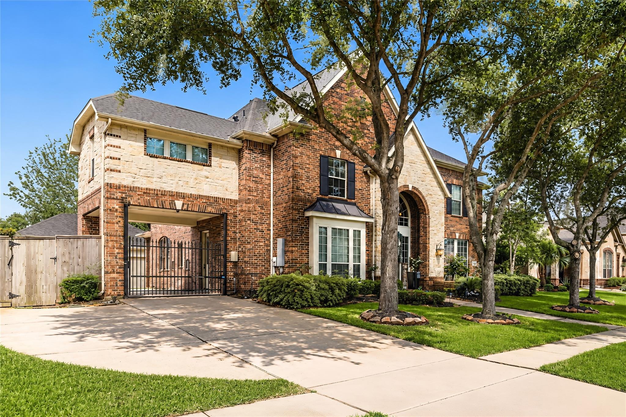 2512 W Ranch Drive