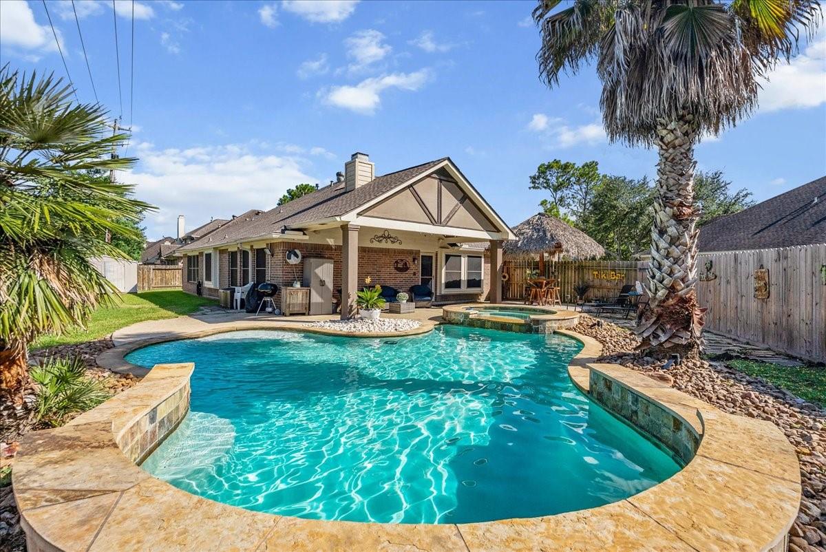 1207 Shadowbend Street
