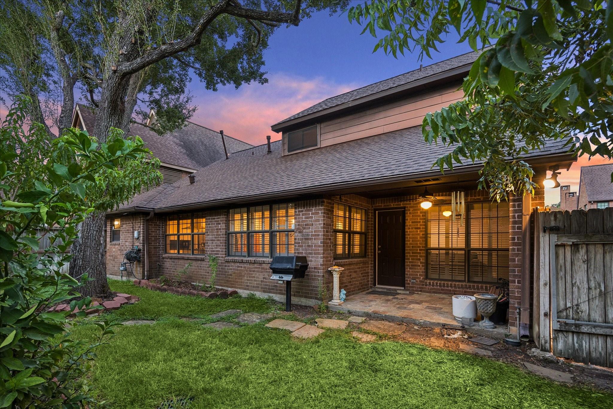 11 Pembrook Court