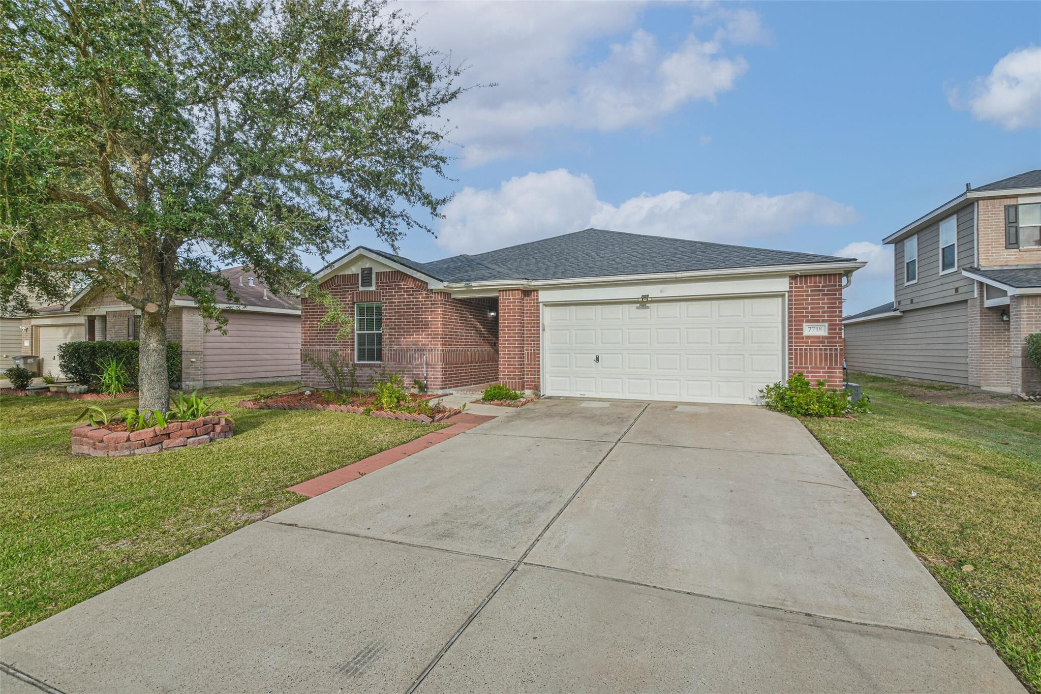 7718 Shavano Lane