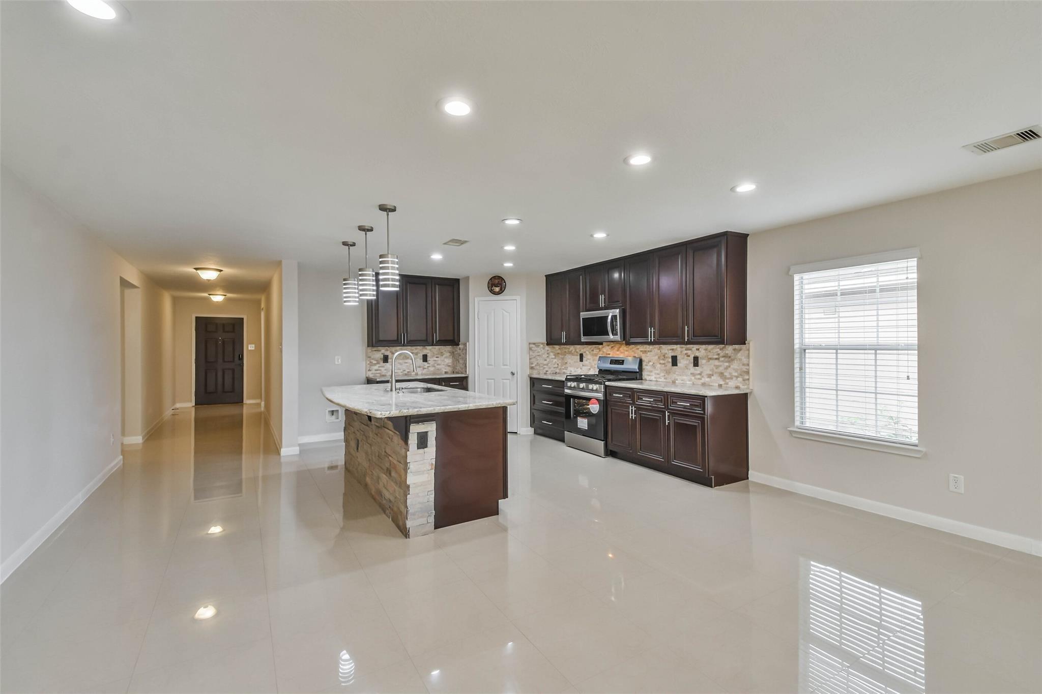 7718 Shavano Lane