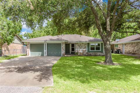 Photo of 1306 2nd Street, League City, TX 77573 (MLS # 89700100)