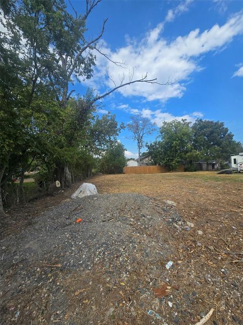 Photo of 315 Delaware Street, Houston, TX 77029 (MLS # 35100431)