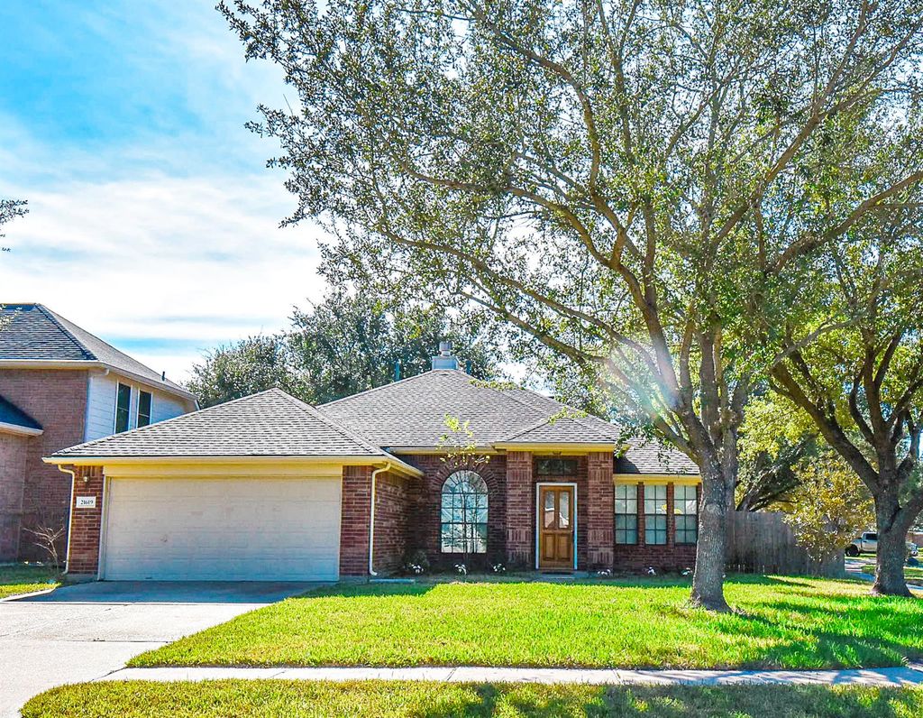 Photo of 21619 Oakcreek Court, Katy, TX 77450 (MLS # 61400145)