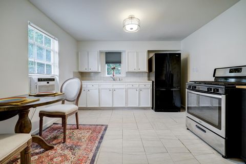 Photo of 7837 Dayton Street, Houston, TX 77012 (MLS # 73329555)