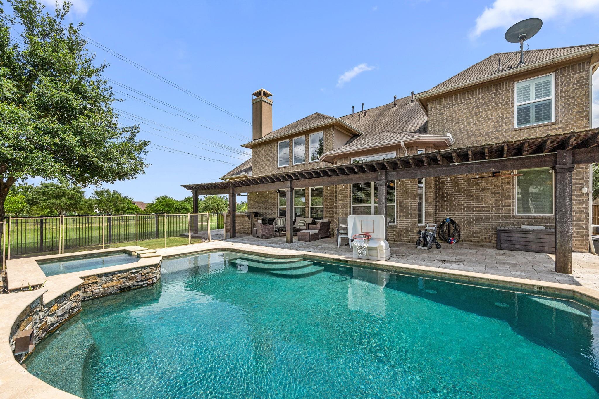 28002 Nobbe Hollow Drive