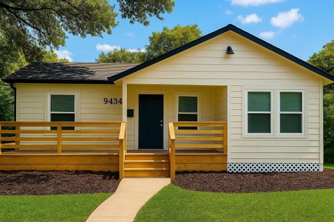 Photo of 9434 Rhode Island Street, Houston, TX 77029 (MLS # 42308853)