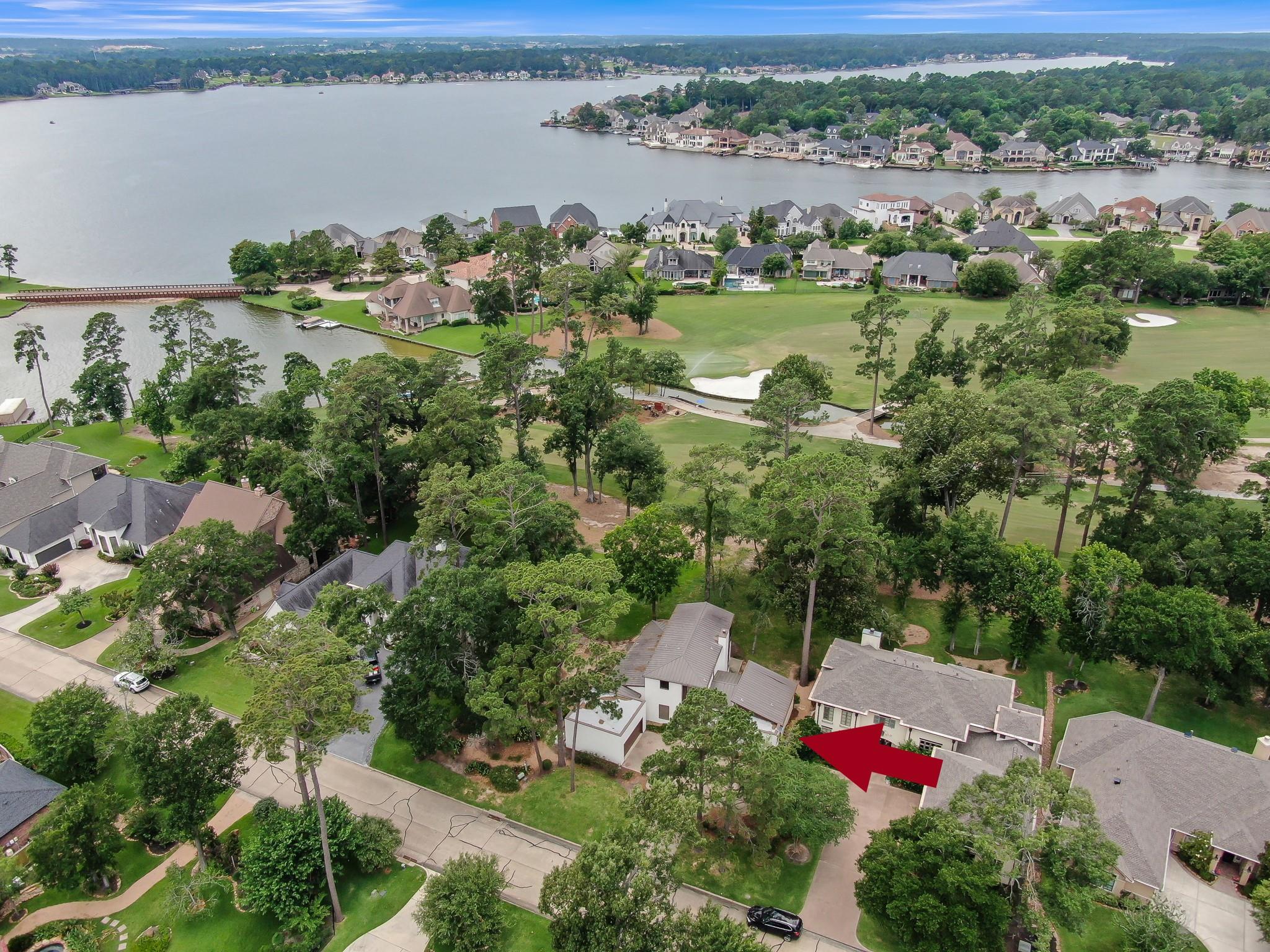 102 Wedgewood Drive W