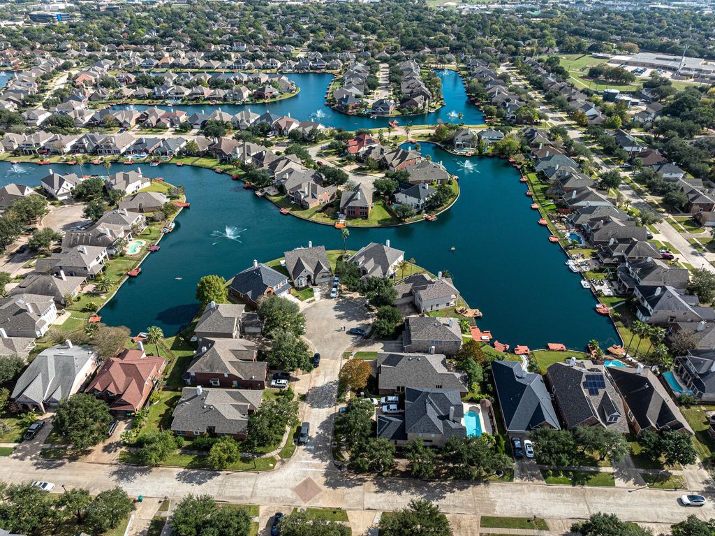 Photo of 12015 Quiet Water Court, Houston, TX 77065 (MLS # 45936535)