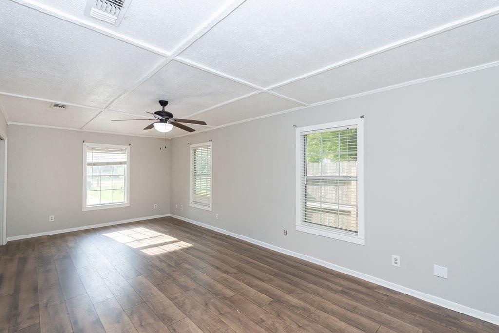 2523 S Broadway Street