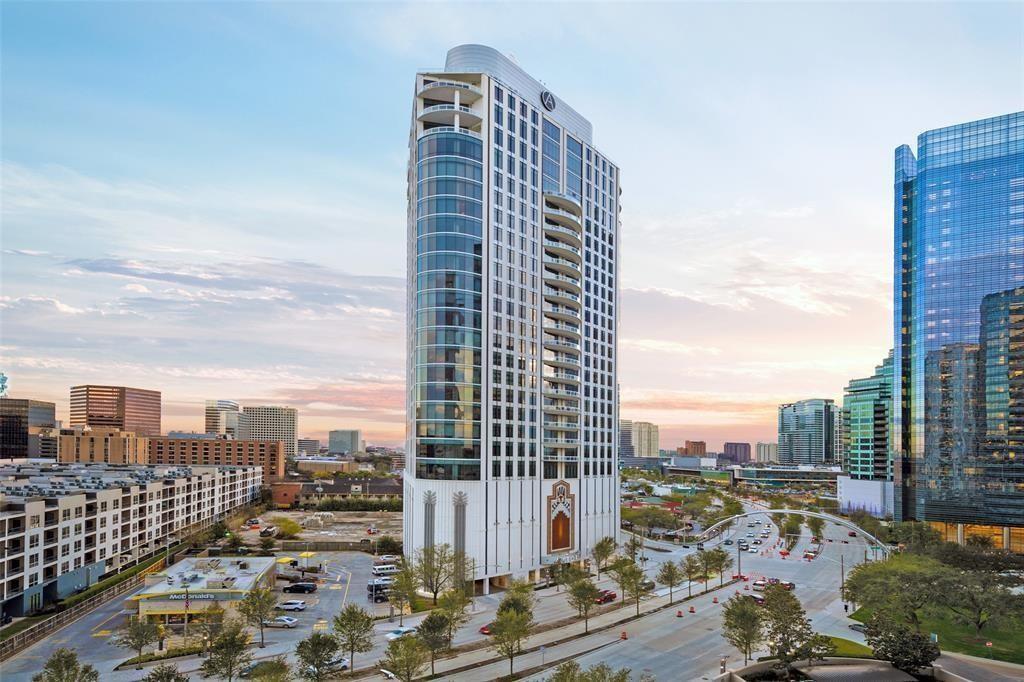 Houston, Texas 77056, United States, 3 Bedrooms Bedrooms, ,4 BathroomsBathrooms,Residential,Active,164061