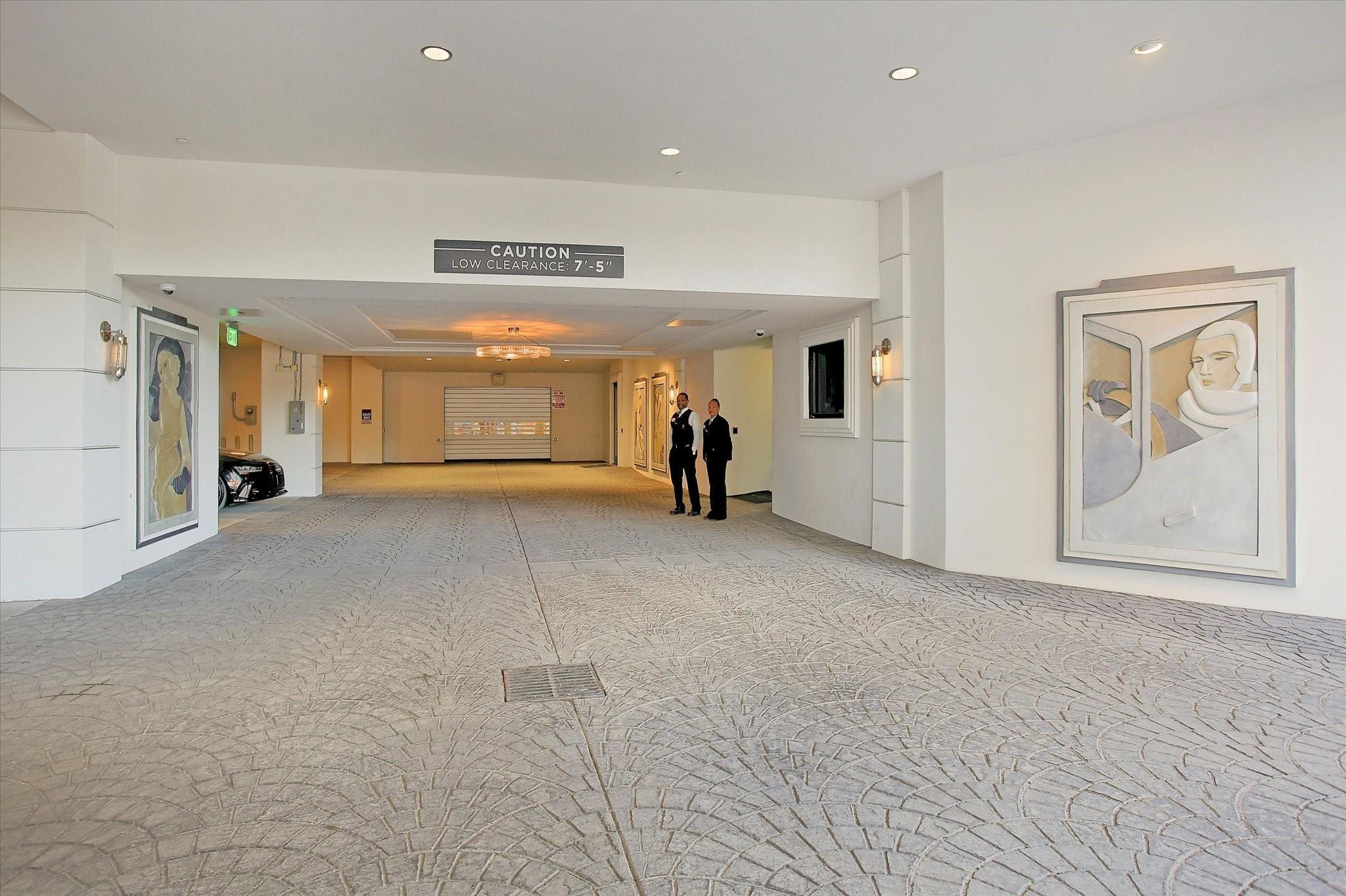 Houston, Texas 77056, United States, 3 Bedrooms Bedrooms, ,4 BathroomsBathrooms,Residential,Active,164061