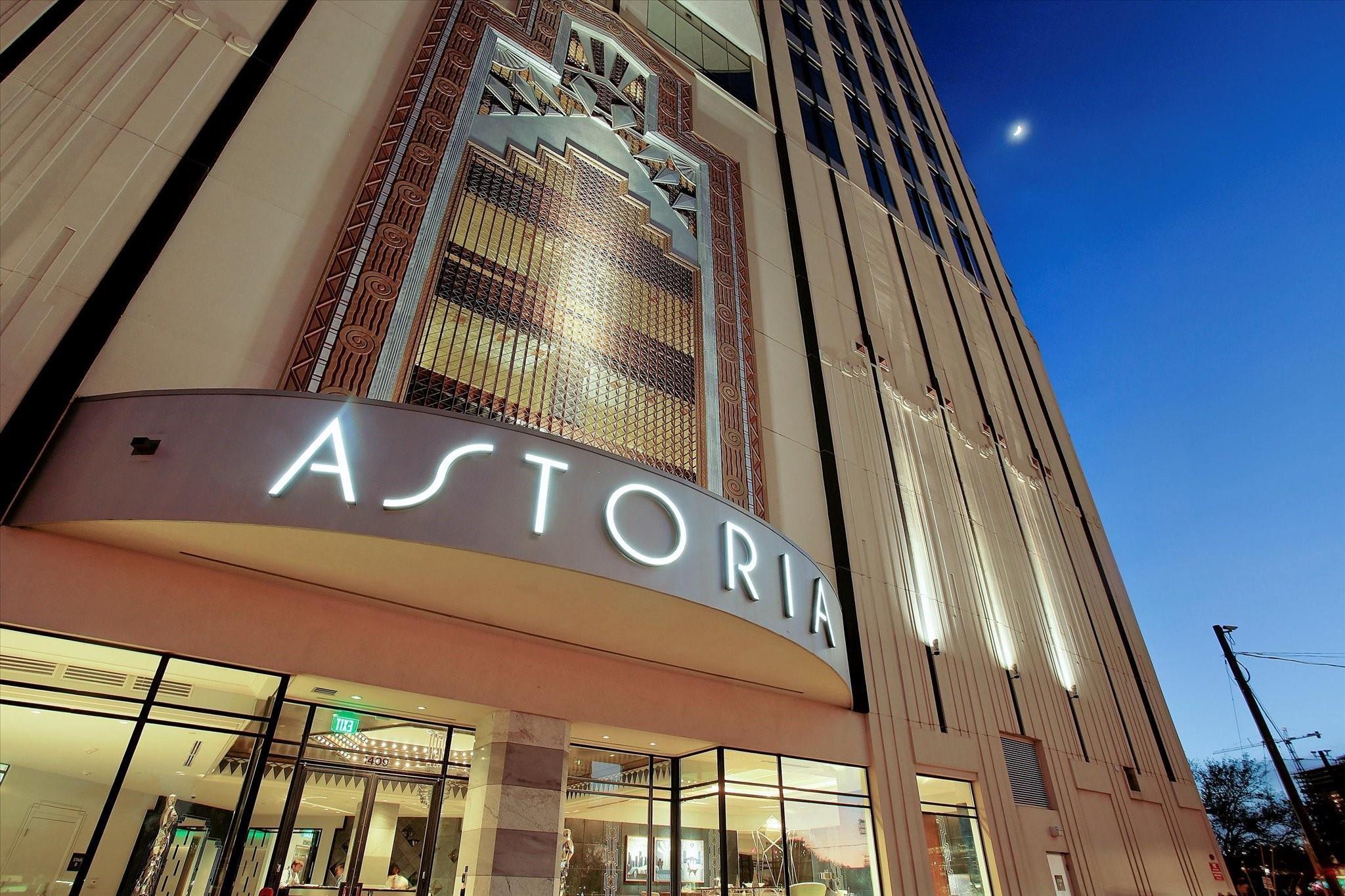 Houston, Texas 77056, United States, 3 Bedrooms Bedrooms, ,4 BathroomsBathrooms,Residential,Active,164061