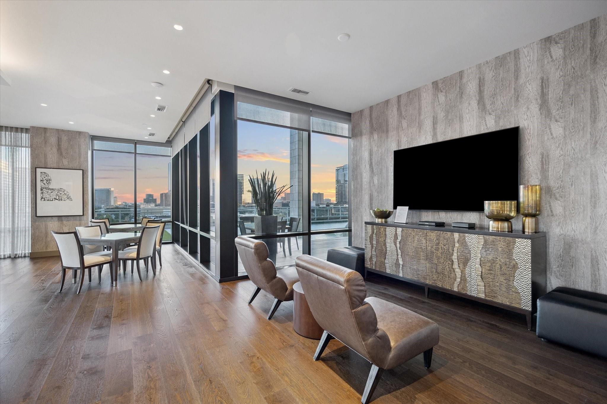 Houston, Texas 77056, United States, 3 Bedrooms Bedrooms, ,4 BathroomsBathrooms,Residential,Active,164061