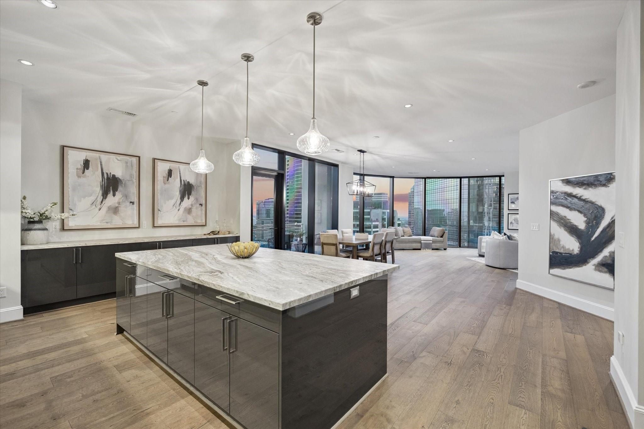 Houston, Texas 77056, United States, 3 Bedrooms Bedrooms, ,4 BathroomsBathrooms,Residential,Active,164061