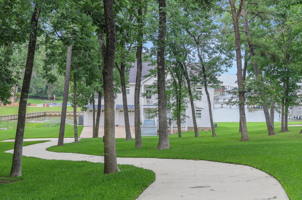Photo of 231 Ridge Cove Lane, Coldspring, TX 77331 (MLS # 14337996)