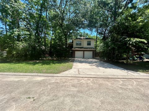 Photo of 14 N Winterport Circle, The Woodlands, TX 77382 (MLS # 90829555)