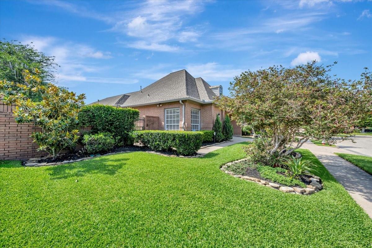 1907 Carriage Brook Way