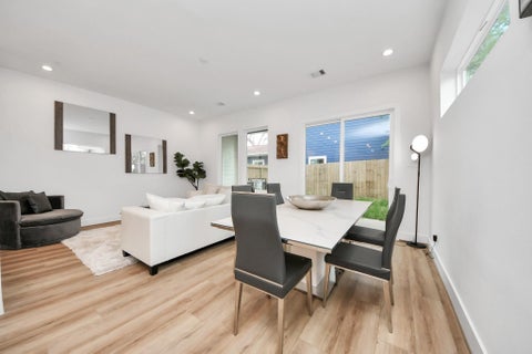 Tiny photo for 505 Middle Street, Houston, TX 77003 (MLS # 62803457)