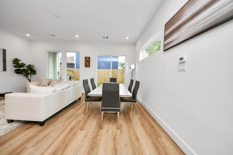 Tiny photo for 505 Middle Street, Houston, TX 77003 (MLS # 62803457)