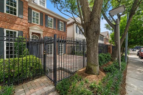 Photo of 5136 Chevy Chase Drive, Houston, TX 77056 (MLS # 5065757)
