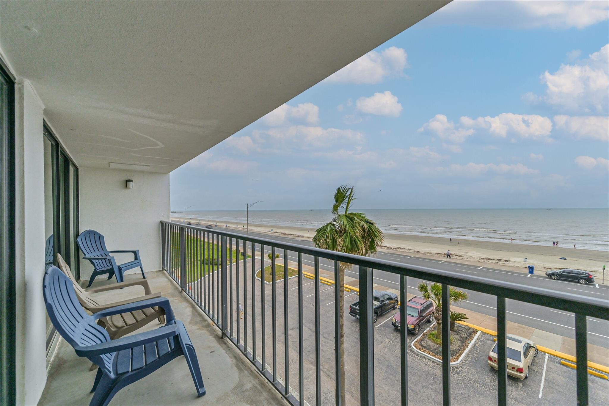 7310 Seawall Boulevard 404
