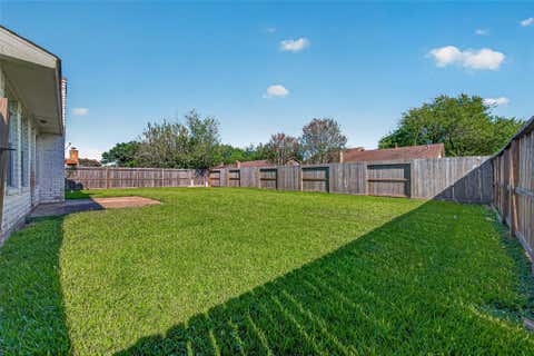 Tiny photo for 9850 Sagebud Lane, Houston, TX 77089 (MLS # 63822126)