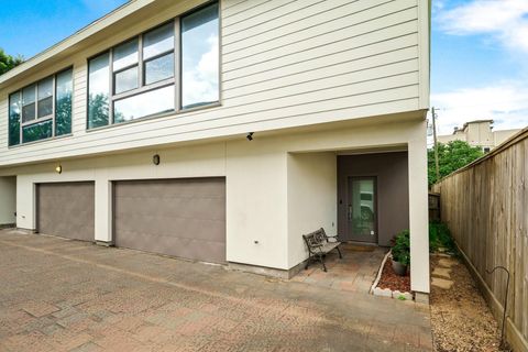 Photo of 2220 Bastrop Street, Houston, TX 77003 (MLS # 65813800)