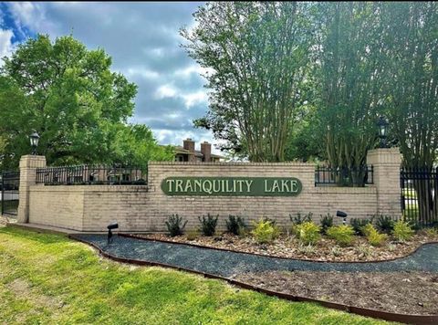 Photo of 18800 Egret Bay Boulevard #501, Webster, TX 77058 (MLS # 12191375)