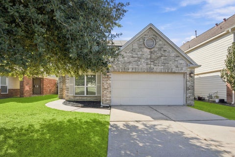 Photo of 11007 Bauer Elm Street, Houston, TX 77044 (MLS # 82134049)