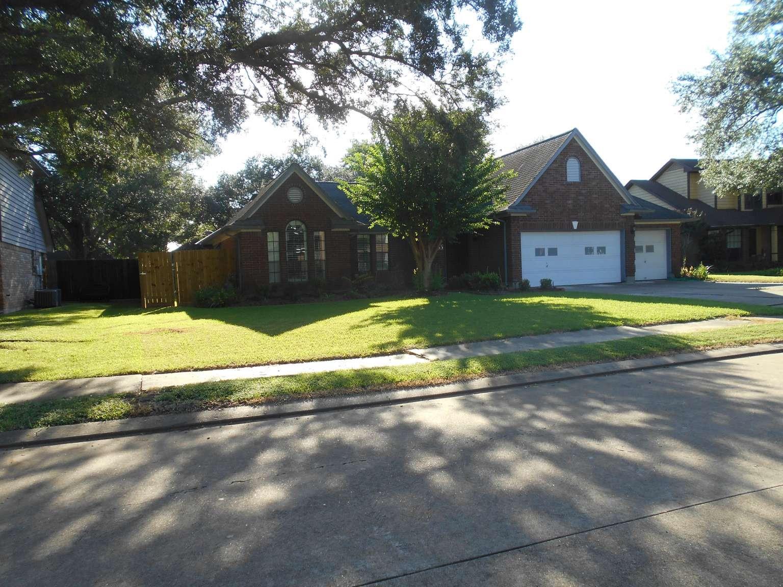 53 S Calla Lily Court