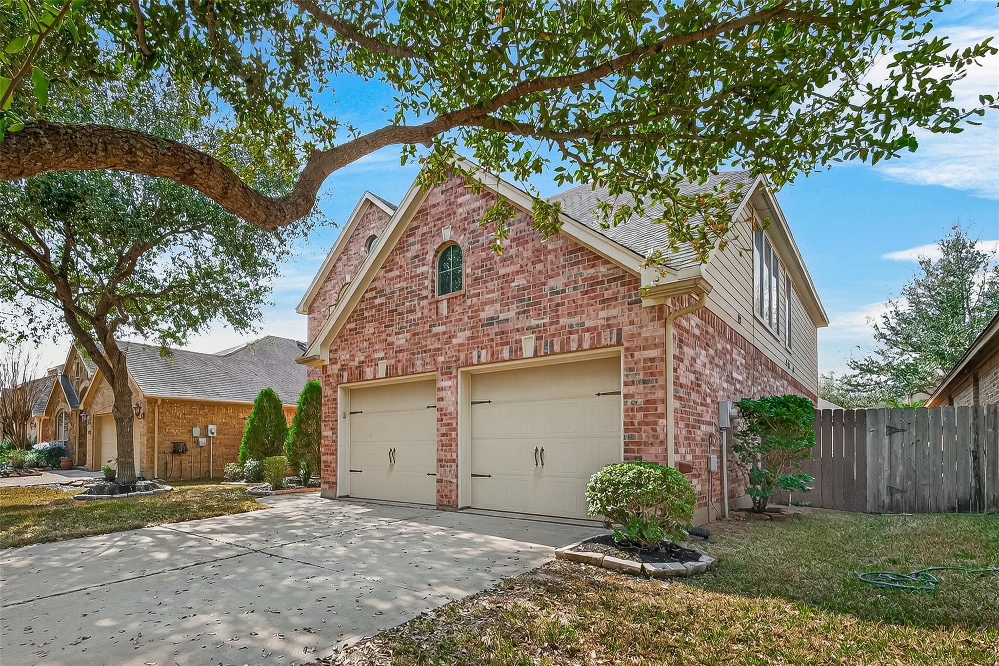 2930 Chalet Knolls Lane