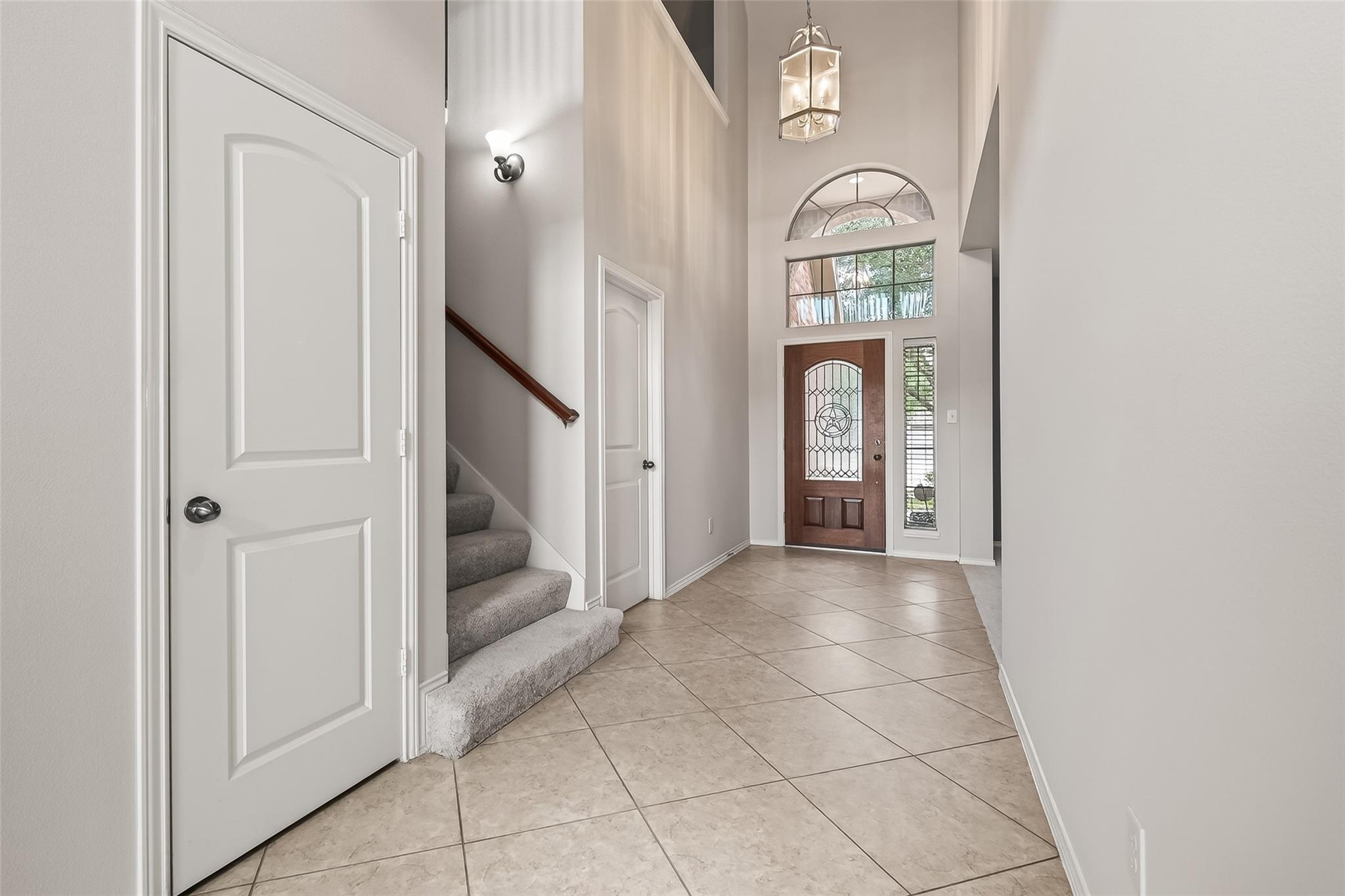 2930 Chalet Knolls Lane