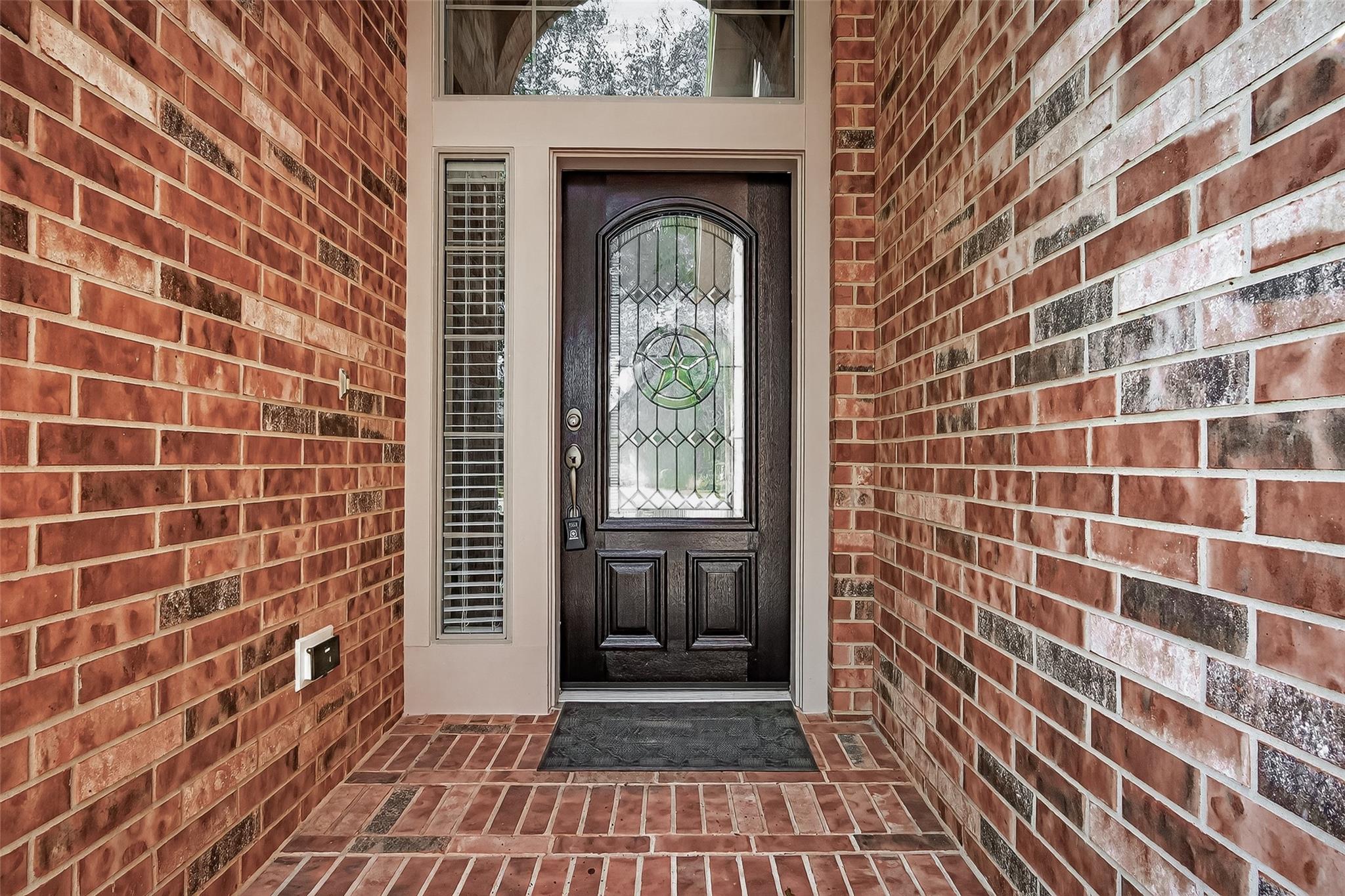 2930 Chalet Knolls Lane