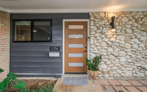 Photo of 12214 Braewick Drive, Houston, TX 77035 (MLS # 80398101)