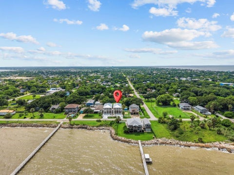 Photo of 510 2nd Street St, San Leon, TX 77539 (MLS # 43843805)
