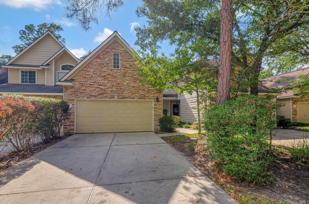 Photo of 126 Wintergreen Trl, The Woodlands, TX 77382 (MLS # 49726285)