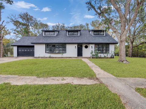 Photo of 3709 Kettering Avenue, Bay City, TX 77414 (MLS # 77393403)