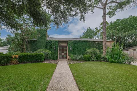 Photo of 11914 Ashmead Drive, Houston, TX 77077 (MLS # 3762958)