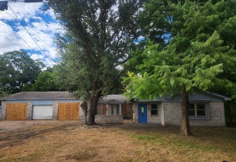 230 Kansas Street Bacliff TX 77518