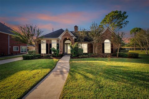 Photo of 3827 Bratton Street, Sugar Land, TX 77479 (MLS # 96810749)