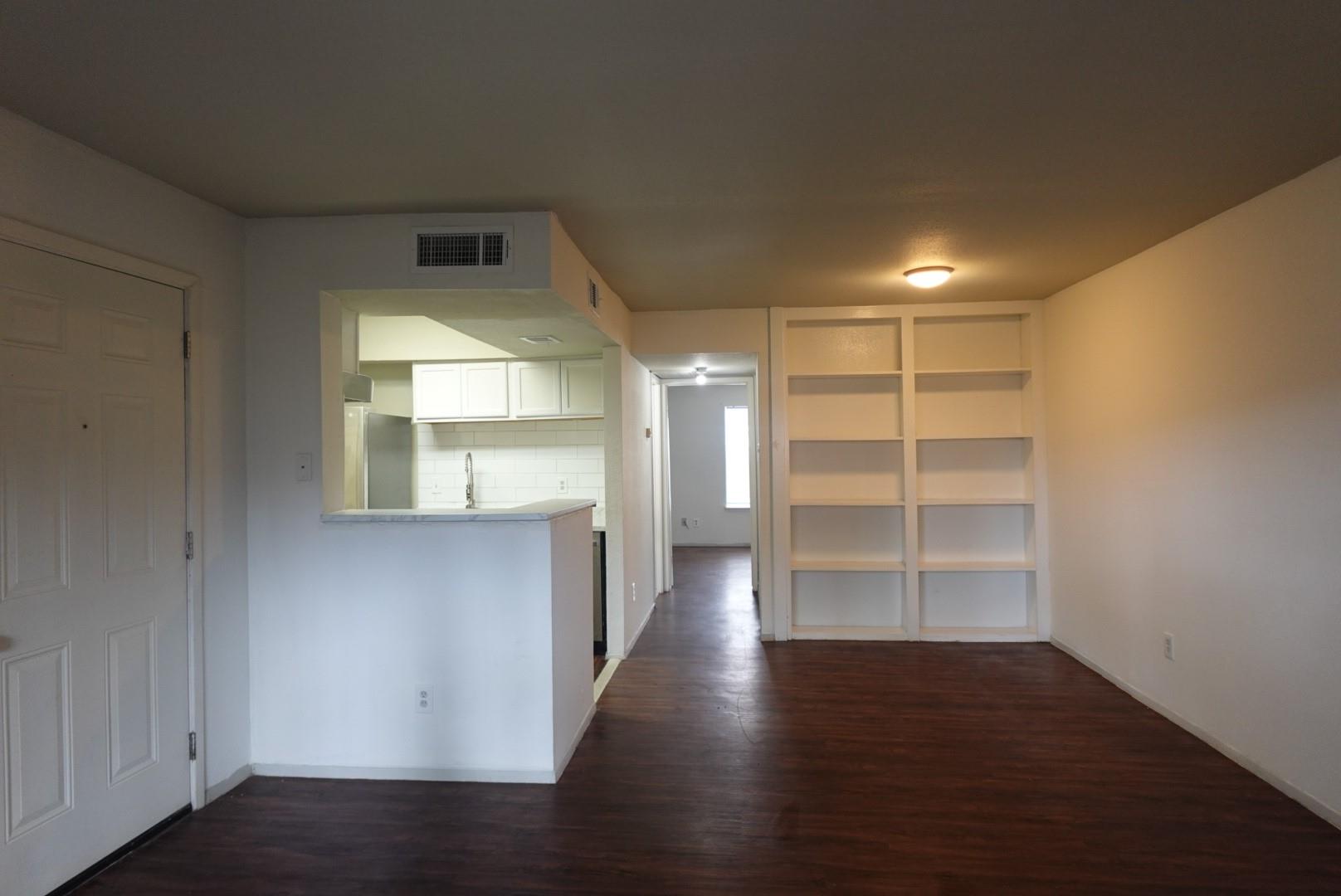 6001 Reims Road 1207