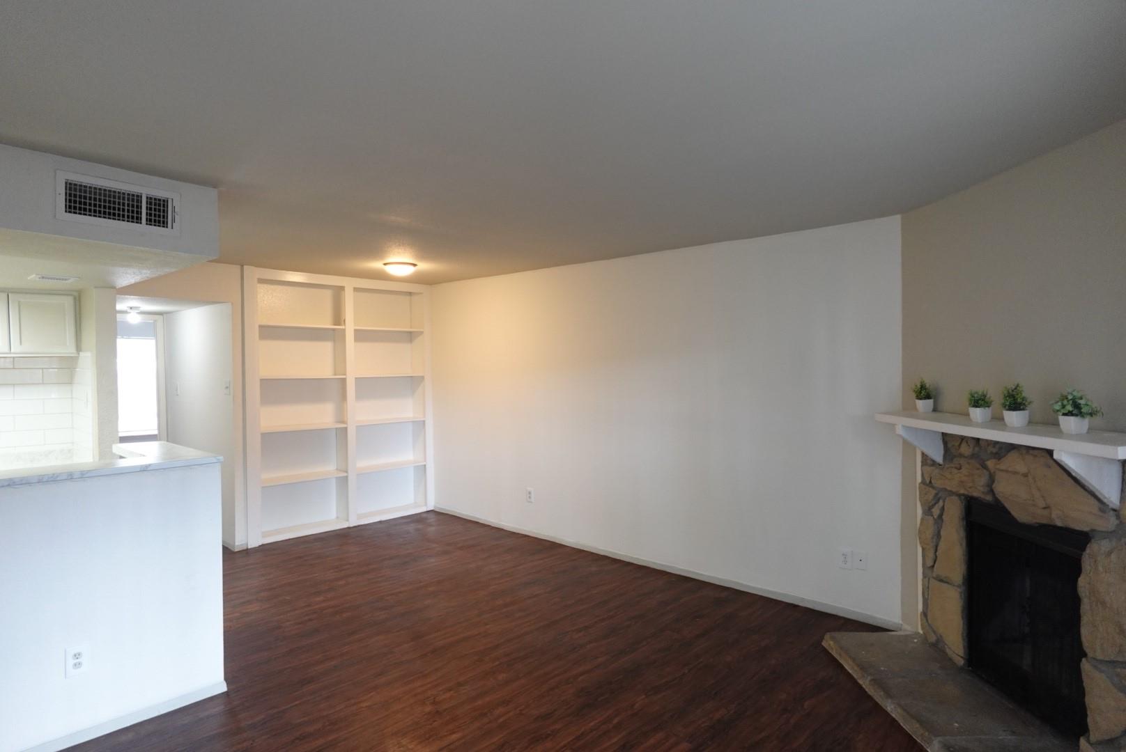 6001 Reims Road 1207