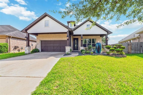 Photo of 8826 Houston Falls Lane, Richmond, TX 77407 (MLS # 44359655)