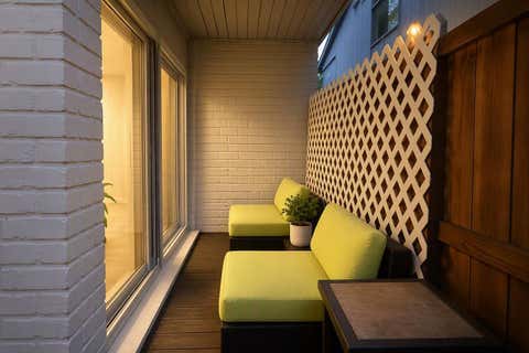 Photo of 909 Silber Road #28E, Houston, TX 77024 (MLS # 94058143)